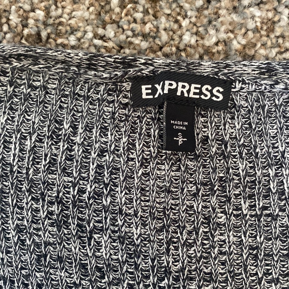 EXPRESS Sweater - Picture 3 of 4